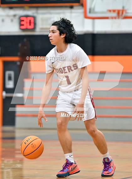 Thumbnail 1 in Vista del Lago vs. Patterson (Tiger Classic) photogallery.
