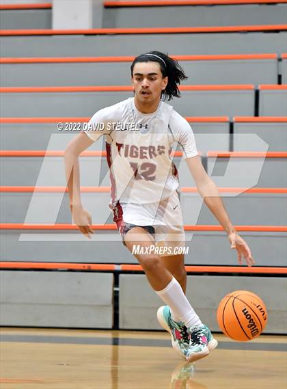 Thumbnail 3 in Vista del Lago vs. Patterson (Tiger Classic) photogallery.