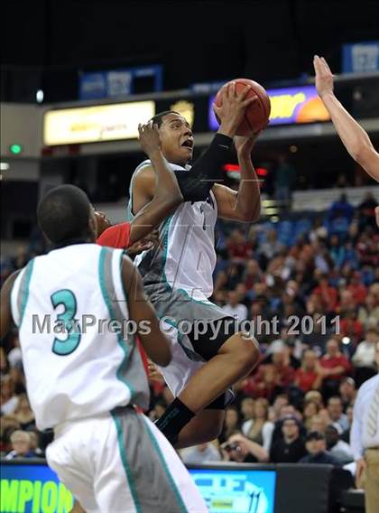 Thumbnail 3 in Jesuit vs. Sheldon (CIF SJS D1 Final) photogallery.