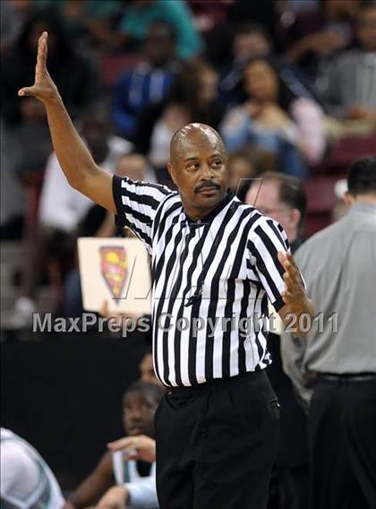 Thumbnail 2 in Jesuit vs. Sheldon (CIF SJS D1 Final) photogallery.