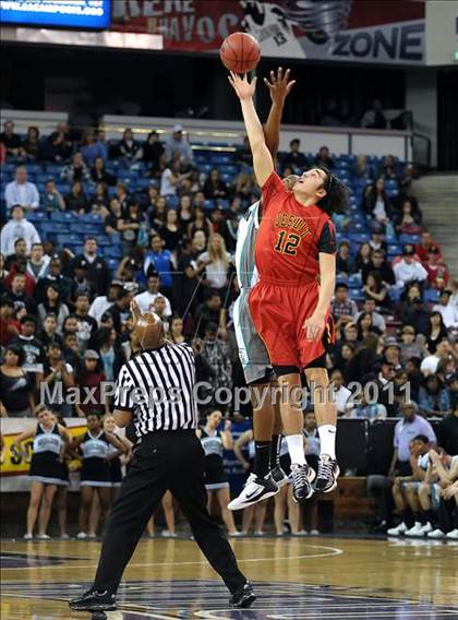 Thumbnail 1 in Jesuit vs. Sheldon (CIF SJS D1 Final) photogallery.