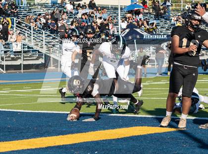 Thumbnail 2 in Santee vs. Hawkins (CIF LACS Division lll Final) photogallery.