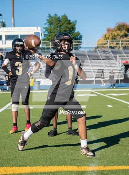 Thumbnail 3 in Santee vs. Hawkins (CIF LACS Division lll Final) photogallery.