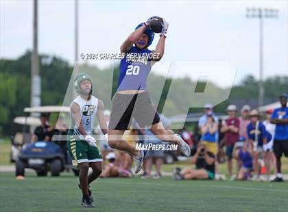 Thumbnail 3 in DeSoto vs Anderson (Texas 7 on 7 State Tournament) photogallery.