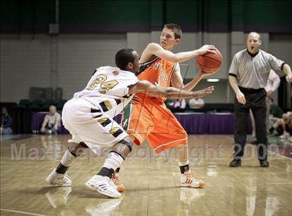 Thumbnail 2 in Shelby vs. East Lincoln (NCHSAA 2A West Final) photogallery.