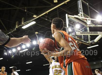 Thumbnail 1 in Shelby vs. East Lincoln (NCHSAA 2A West Final) photogallery.