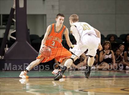 Thumbnail 2 in Shelby vs. East Lincoln (NCHSAA 2A West Final) photogallery.