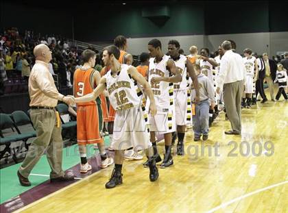 Thumbnail 2 in Shelby vs. East Lincoln (NCHSAA 2A West Final) photogallery.