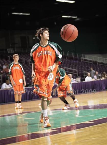 Thumbnail 3 in Shelby vs. East Lincoln (NCHSAA 2A West Final) photogallery.
