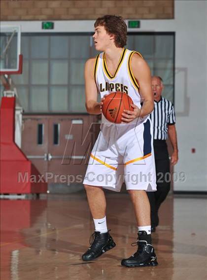 Thumbnail 1 in Xaverian vs Parker (MaxPreps Holiday Classic) photogallery.