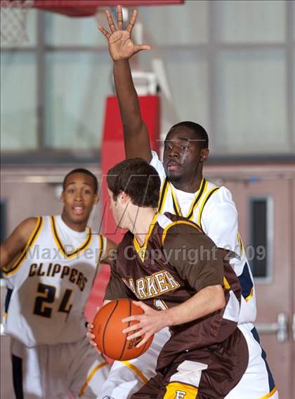 Thumbnail 3 in Xaverian vs Parker (MaxPreps Holiday Classic) photogallery.