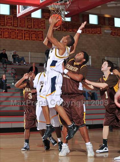 Thumbnail 3 in Xaverian vs Parker (MaxPreps Holiday Classic) photogallery.