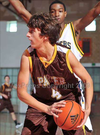 Thumbnail 3 in Xaverian vs Parker (MaxPreps Holiday Classic) photogallery.