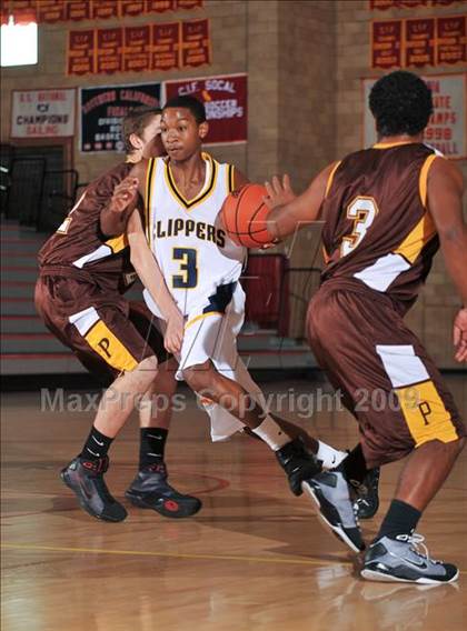 Thumbnail 2 in Xaverian vs Parker (MaxPreps Holiday Classic) photogallery.