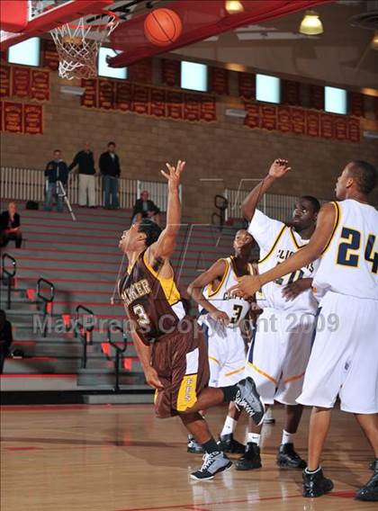 Thumbnail 1 in Xaverian vs Parker (MaxPreps Holiday Classic) photogallery.