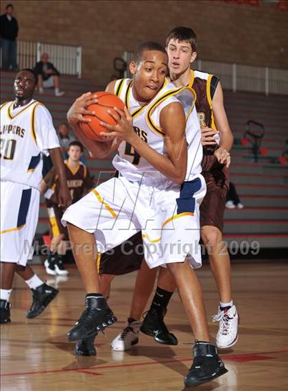 Thumbnail 3 in Xaverian vs Parker (MaxPreps Holiday Classic) photogallery.