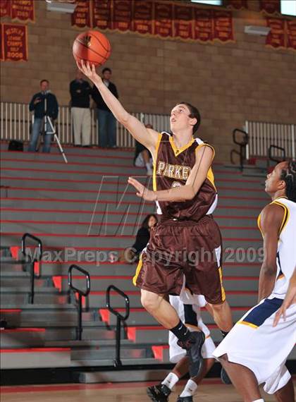 Thumbnail 2 in Xaverian vs Parker (MaxPreps Holiday Classic) photogallery.