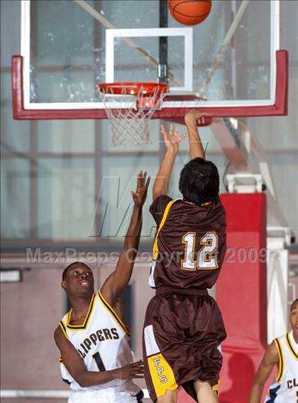 Thumbnail 1 in Xaverian vs Parker (MaxPreps Holiday Classic) photogallery.