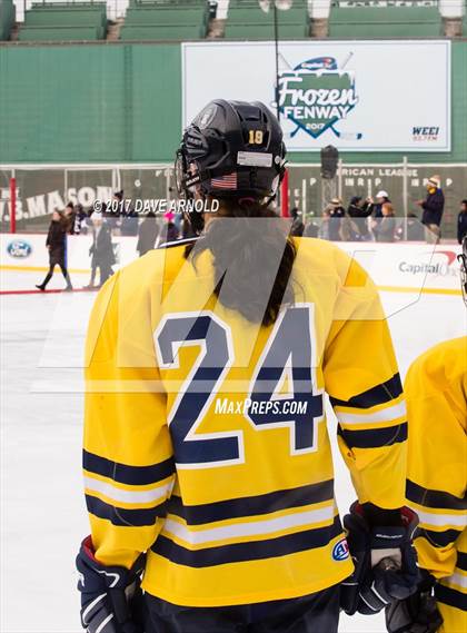 Thumbnail 2 in Buckingham Browne & Nichols vs. Noble & Greenough (Frozen Fenway) photogallery.
