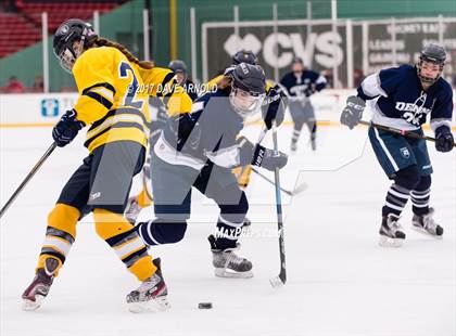 Thumbnail 2 in Buckingham Browne & Nichols vs. Noble & Greenough (Frozen Fenway) photogallery.