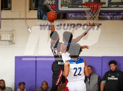 Thumbnail 3 in Trinity Christian vs. Garner Magnet (John Wall Holiday Invitational) photogallery.