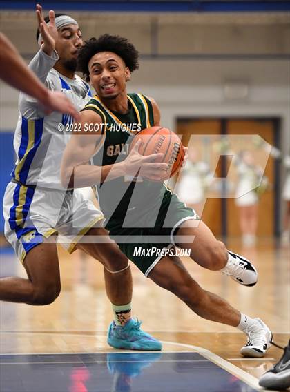 Thumbnail 3 in Gallatin @ Wilson Central photogallery.