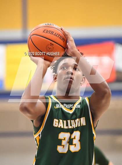 Thumbnail 1 in Gallatin @ Wilson Central photogallery.