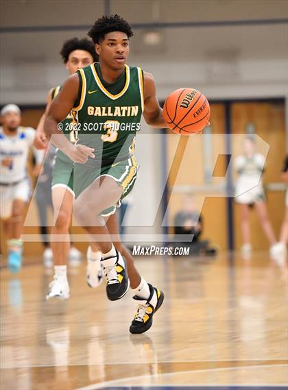 Thumbnail 3 in Gallatin @ Wilson Central photogallery.