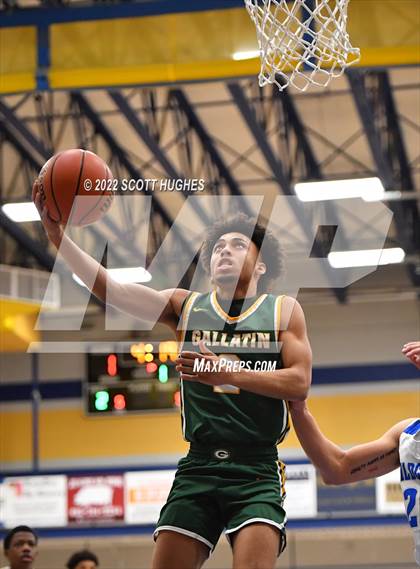 Thumbnail 2 in Gallatin @ Wilson Central photogallery.