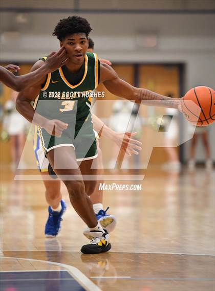 Thumbnail 3 in Gallatin @ Wilson Central photogallery.