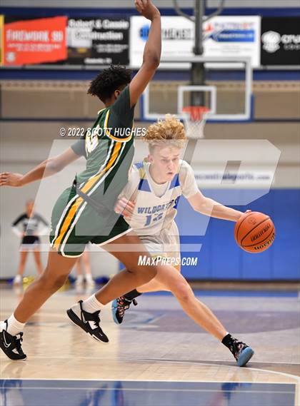 Thumbnail 3 in Gallatin @ Wilson Central photogallery.