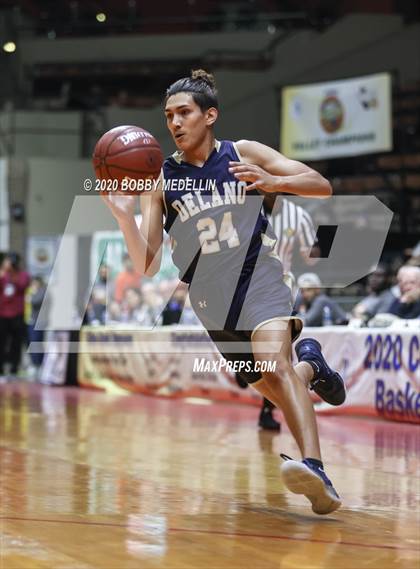 Thumbnail 2 in Delano vs. Kingsburg (CIF D4 Central Section Championship) photogallery.