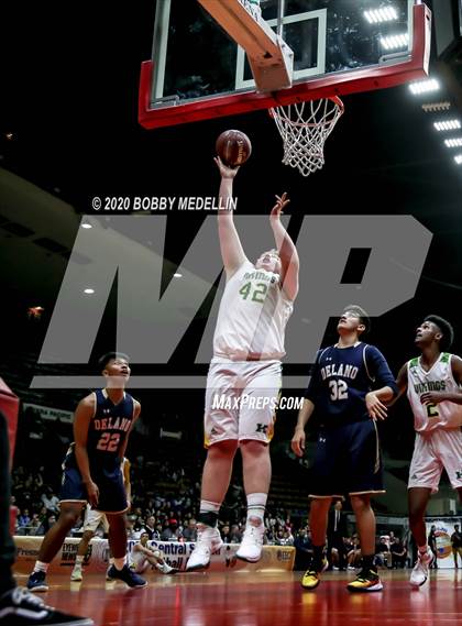 Thumbnail 3 in Delano vs. Kingsburg (CIF D4 Central Section Championship) photogallery.