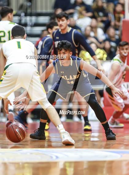 Thumbnail 1 in Delano vs. Kingsburg (CIF D4 Central Section Championship) photogallery.