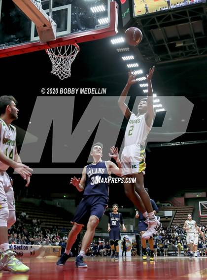 Thumbnail 2 in Delano vs. Kingsburg (CIF D4 Central Section Championship) photogallery.