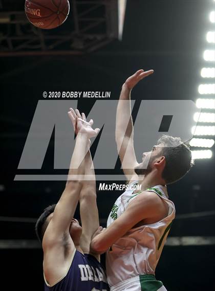 Thumbnail 1 in Delano vs. Kingsburg (CIF D4 Central Section Championship) photogallery.
