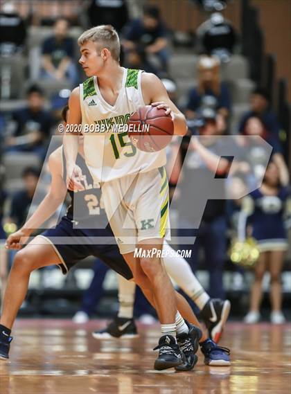 Thumbnail 3 in Delano vs. Kingsburg (CIF D4 Central Section Championship) photogallery.