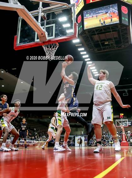 Thumbnail 3 in Delano vs. Kingsburg (CIF D4 Central Section Championship) photogallery.