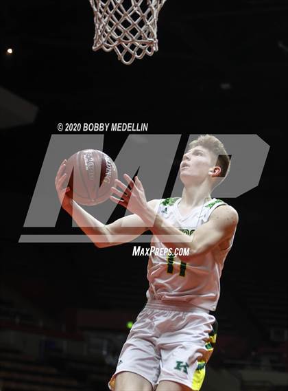 Thumbnail 3 in Delano vs. Kingsburg (CIF D4 Central Section Championship) photogallery.