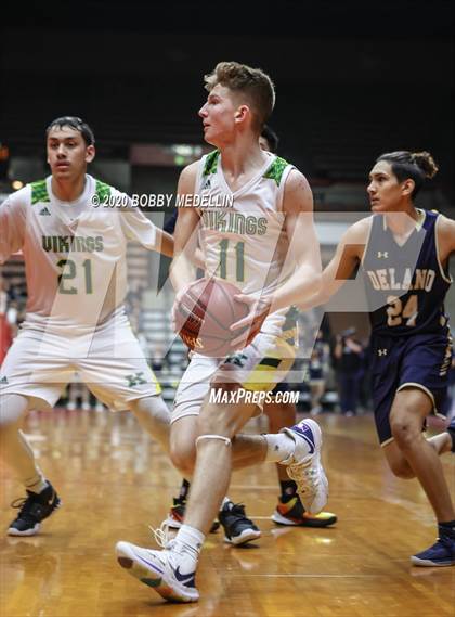 Thumbnail 3 in Delano vs. Kingsburg (CIF D4 Central Section Championship) photogallery.