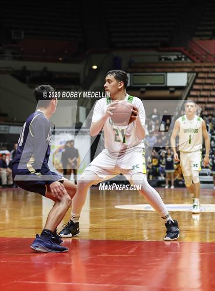 Thumbnail 1 in Delano vs. Kingsburg (CIF D4 Central Section Championship) photogallery.