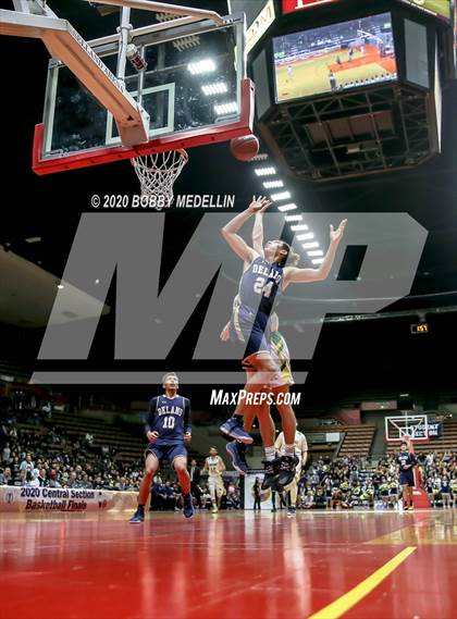 Thumbnail 1 in Delano vs. Kingsburg (CIF D4 Central Section Championship) photogallery.