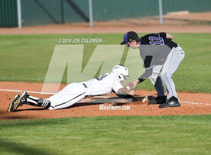 Thumbnail 3 in Clark vs Warren photogallery.