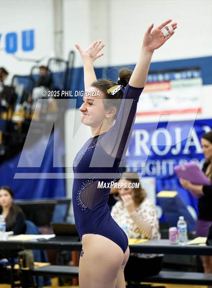 Thumbnail 1 in Evergreen (CHSAA 4A Final) photogallery.