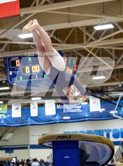 Thumbnail 1 in Evergreen (CHSAA 4A Final) photogallery.