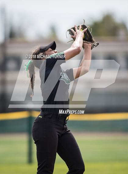 Thumbnail 2 in Franklin vs. Sonoma Valley (Napa Tournament) photogallery.