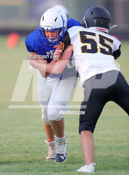 Thumbnail 1 in Peaster vs Chico (Scrimmage) photogallery.