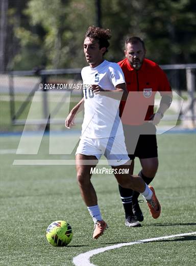 null - Photo 01
