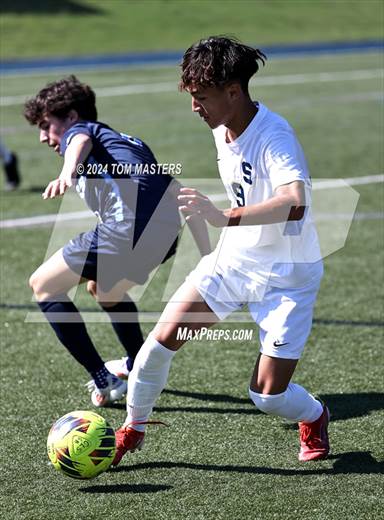 null - Photo 01