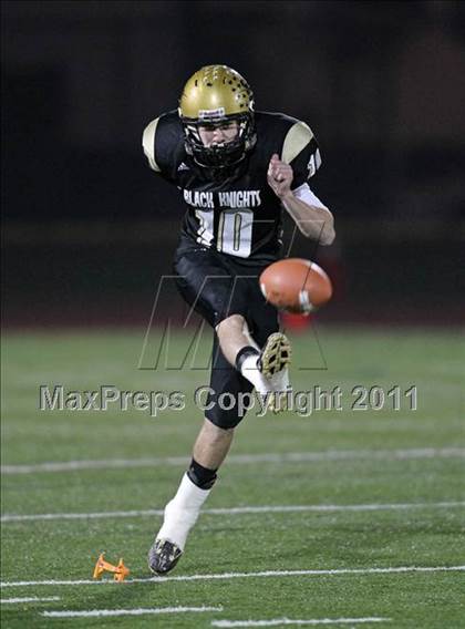 Thumbnail 1 in Silver Creek vs. Caledonia-Mumford (NYSPHSAA Class D Quarterfinal) photogallery.